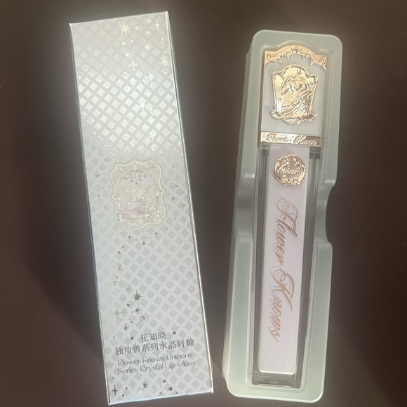 Flower Knows Unicorn crystal lip gloss J05. NIB - Picture 2 of 4